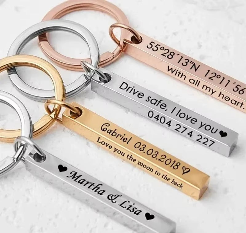 Edelstahl-Schlüsselanhänger „3D-Stab“ mit Wunsch- oder Anti-Lost-Text-Lasergravur