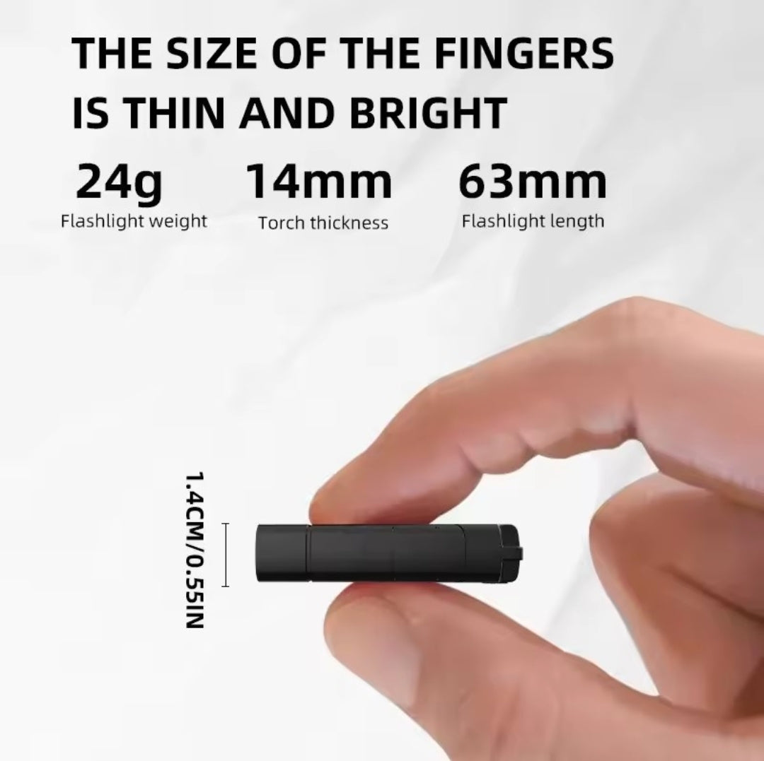 Dual-Core LED-Schlüsselanhänger, wiederaufladbar &amp; spritzfestmit individueller Lasergravur oder Anti-Lost-Text